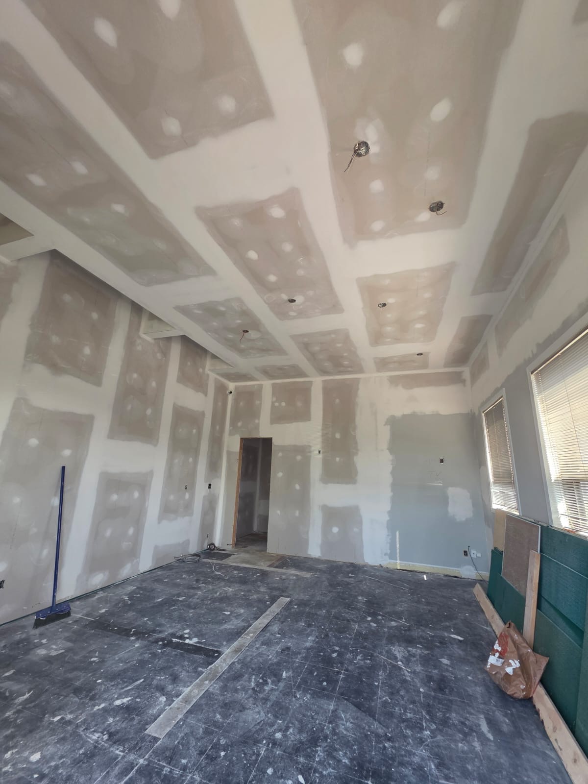 Professional drywall taping and finishing